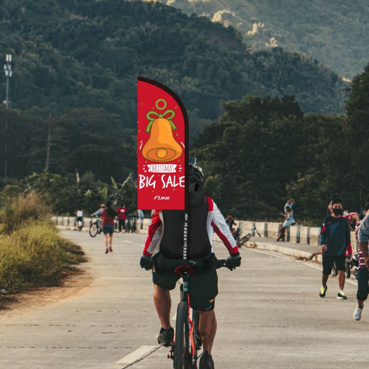 Picture of Feather Backpack Flag