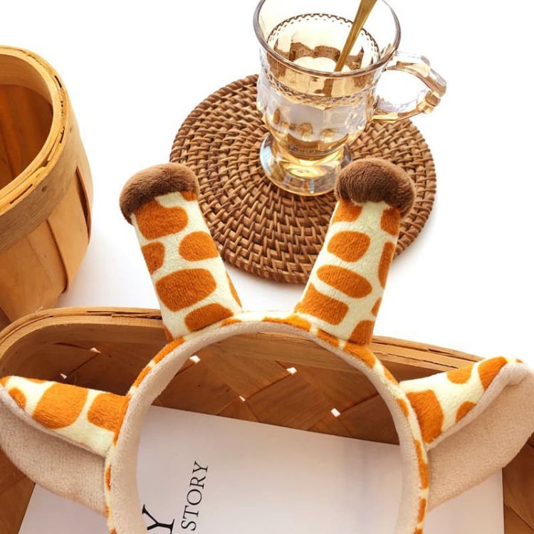 Picture of Giraffe Ear Hairband