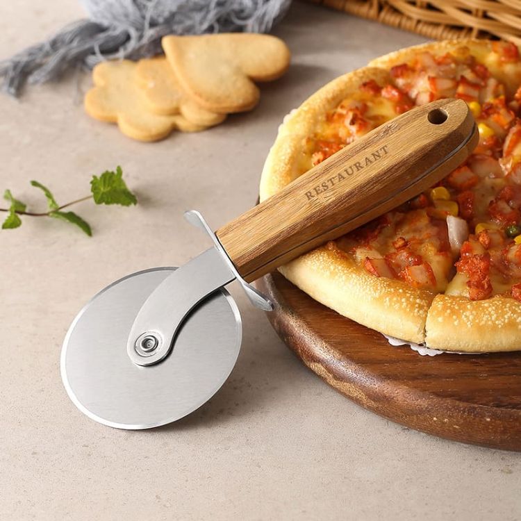 Picture of Pizza Cutter Wheel with Hand Carved Wooden Handle