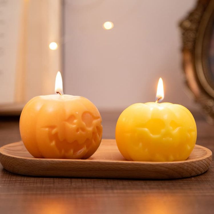 Picture of Pumpkin Shape Candles