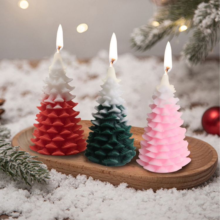 Picture of Cedar Christmas Tree Shape Candles