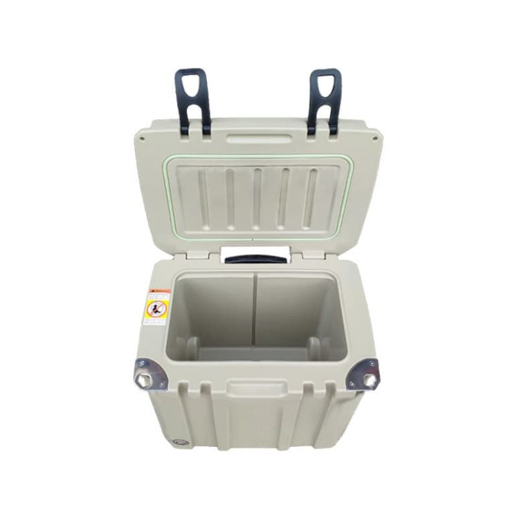 Picture of 31L Cooler Box with Wheels