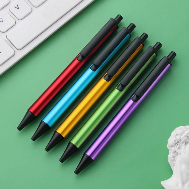 Picture of Plastic Click Pen