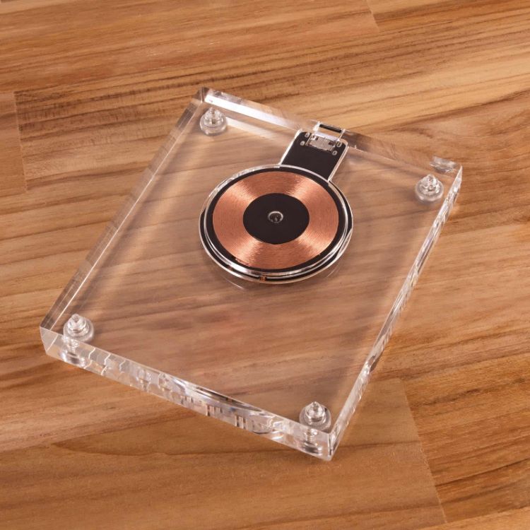 Picture of Crystal Wireless Charger