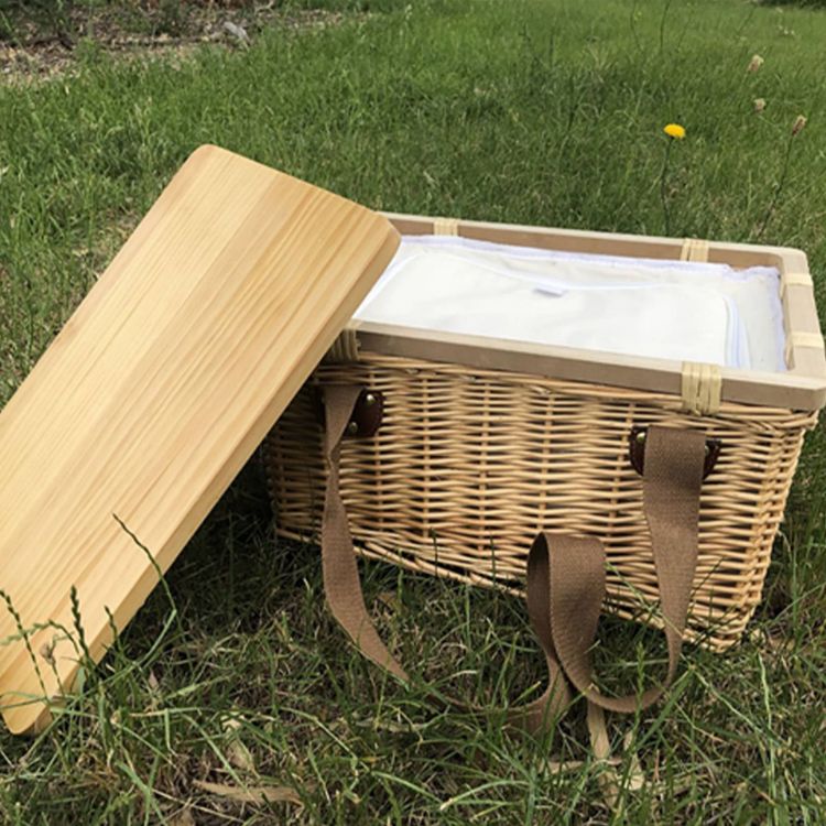 Picture of Gold Coast Wicker Picnic Cooler Basket(square)