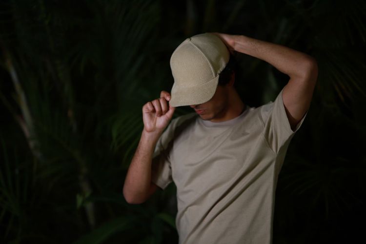 Picture of INIVI SEAMLESS 2 PANEL CORDUROY - SNAPBACK