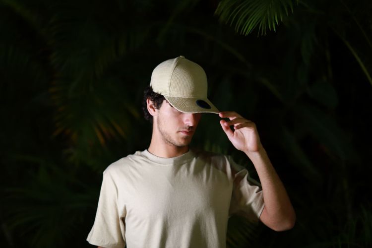 Picture of INIVI SEAMLESS 2 PANEL CORDUROY - SNAPBACK