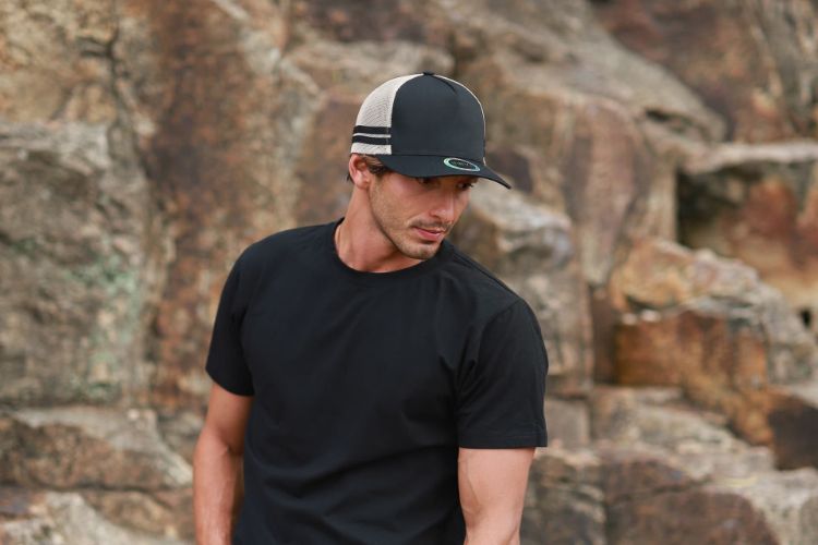 Picture of INIVI SEAMLESS SIDE AND BACK PANEL POLYCOTTON/MESH - SNAPBACK