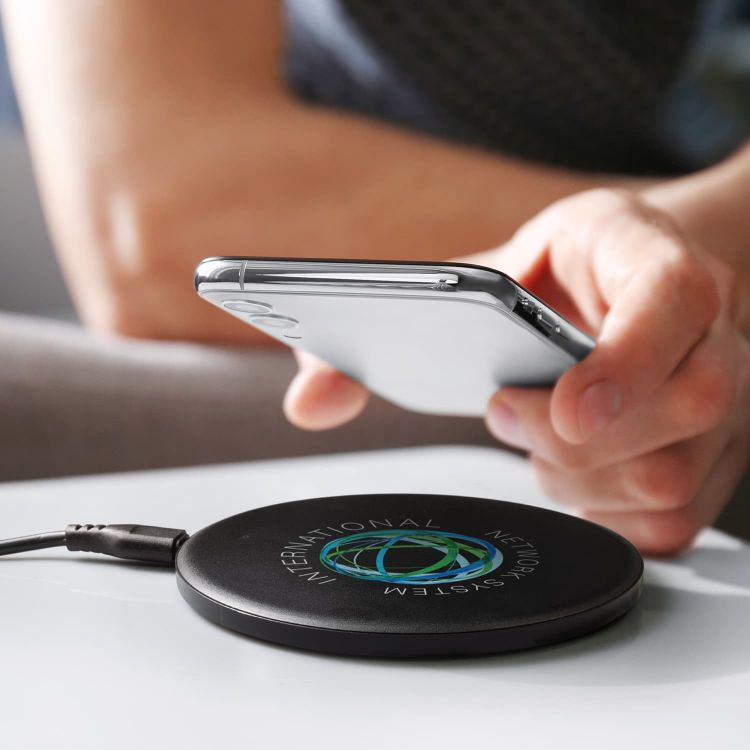 Picture of Energon Wireless Fast Charger